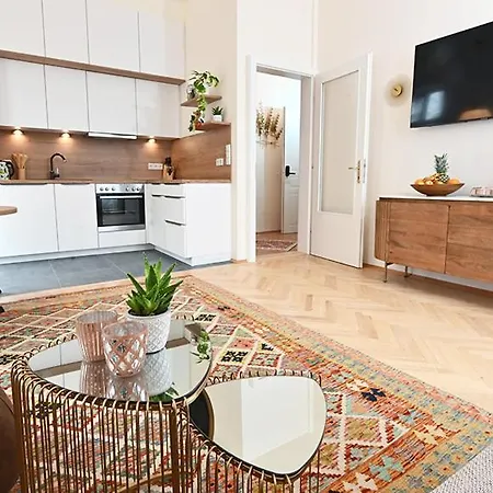 Apartment Gloriette *